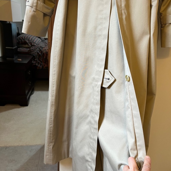 BURBERRYS  TRENCH COAT - Picture 7 of 16